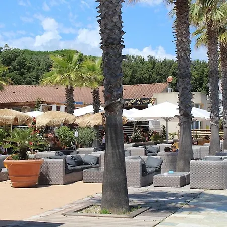 Villa Bord De Mer, Pieds Dans L'eau, Vue Panoramique *