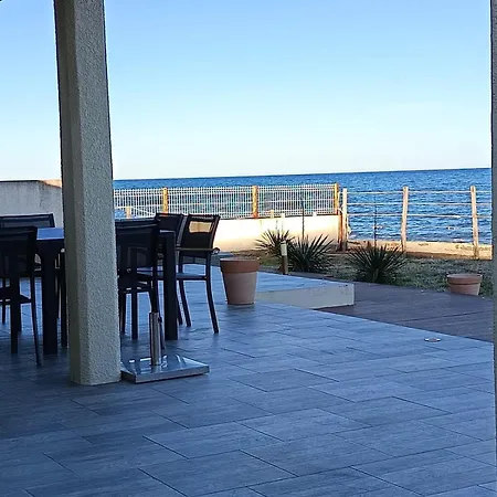 Bord De Mer, Pieds Dans L'eau, Vue Panoramique *