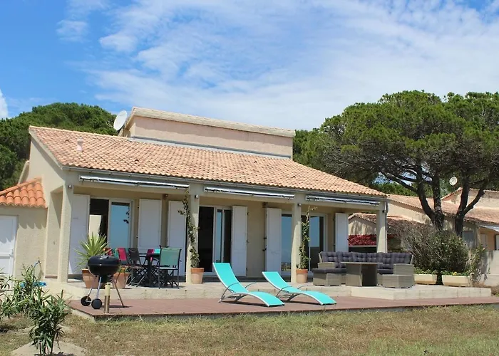 Villa Bord De Mer, Pieds Dans L'eau, Vue Panoramique