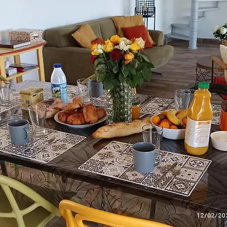 Villa Bord De Mer, Pieds Dans L'eau, Vue Panoramique