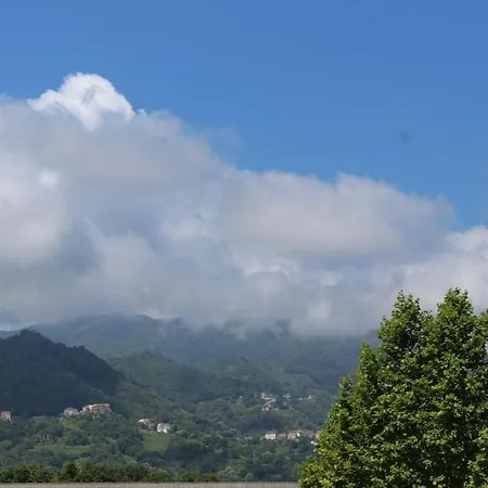 Villa Bord De Mer, Pieds Dans L'eau, Vue Panoramique