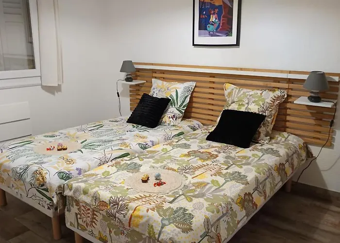 Bord De Mer, Pieds Dans L'eau, Vue Panoramique * 圣尼科劳