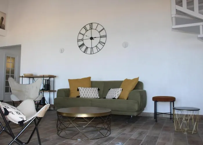 Bord De Mer, Pieds Dans L'eau, Vue Panoramique 圣尼科劳