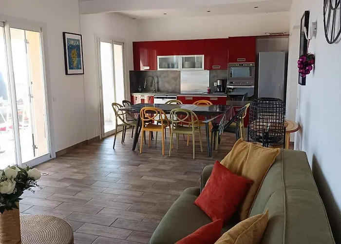 Bord De Mer, Pieds Dans L'eau, Vue Panoramique * 圣尼科劳